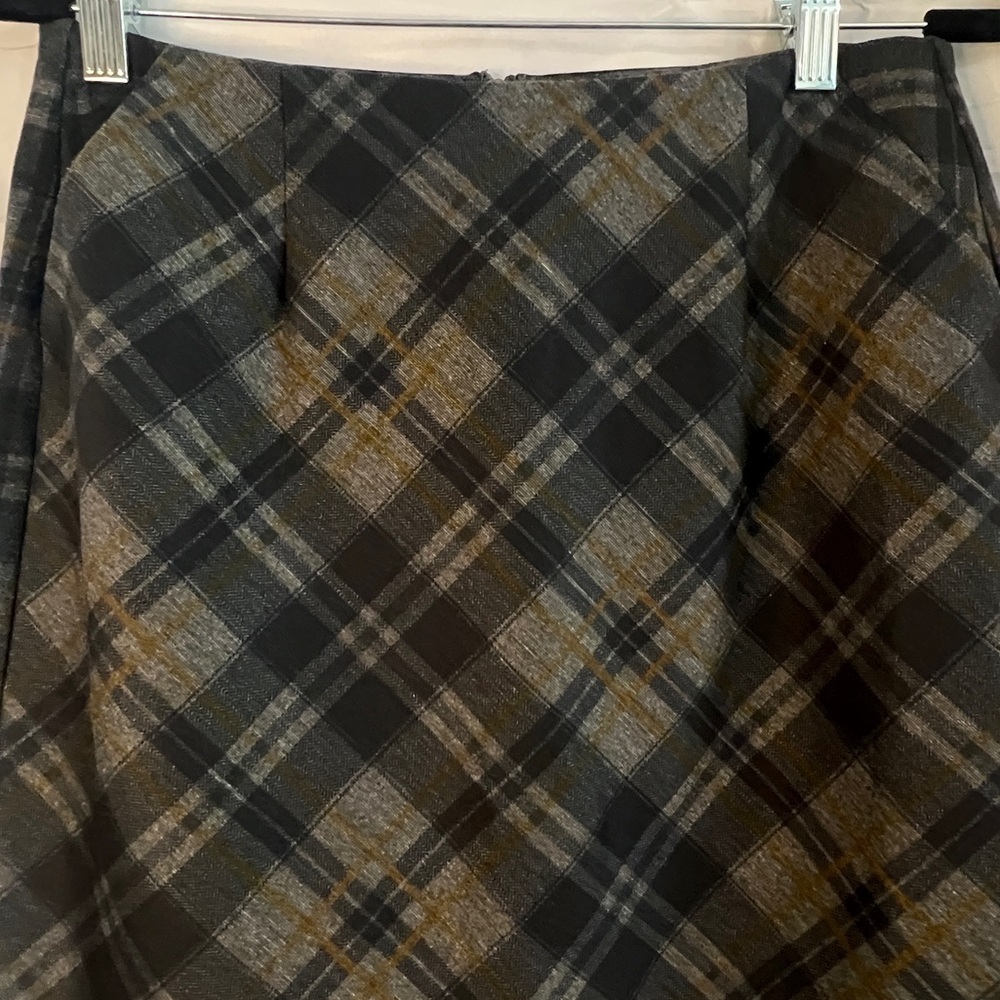 Cabi Step Out Skirt - NWOT - Picture 7 of 13